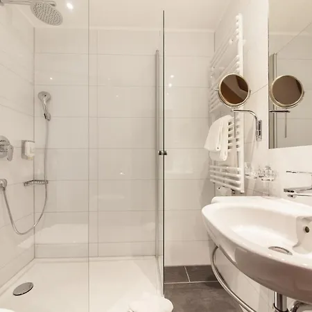 Flora 4* Dusseldorf