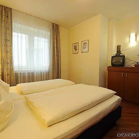 Flora Aparthotel Dusseldorf