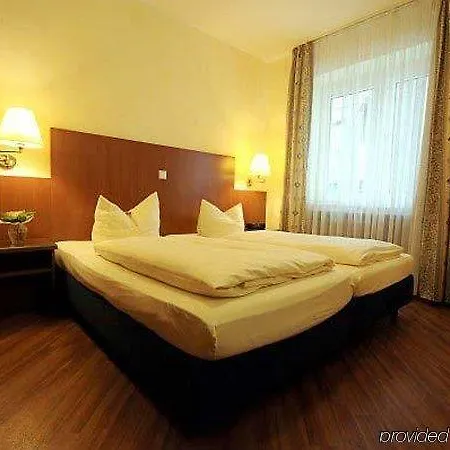 Apart-hotel Flora 4*