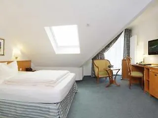Apart-hotel Flora 4*