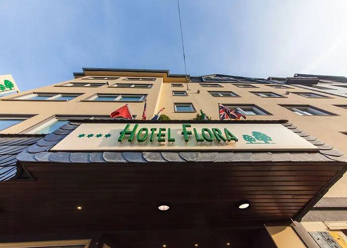 Flora 아파트호텔 4*