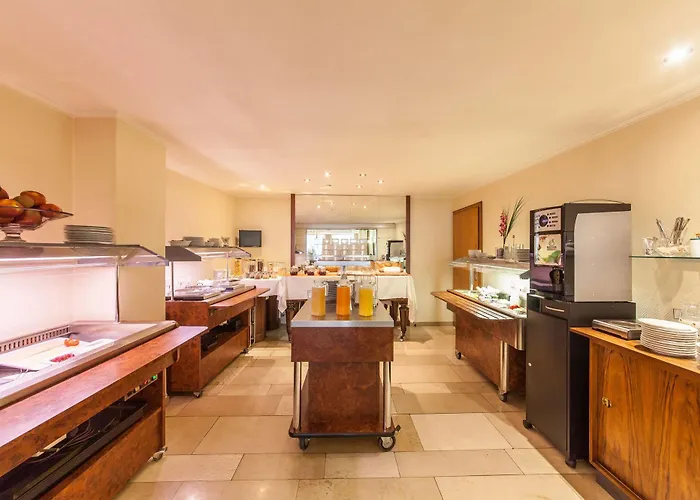 Flora 아파트호텔 뒤셀도르프