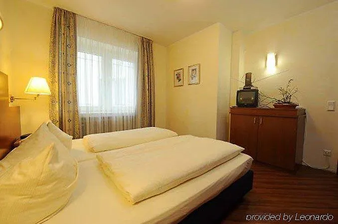 Flora Aparthotel Dusseldorf